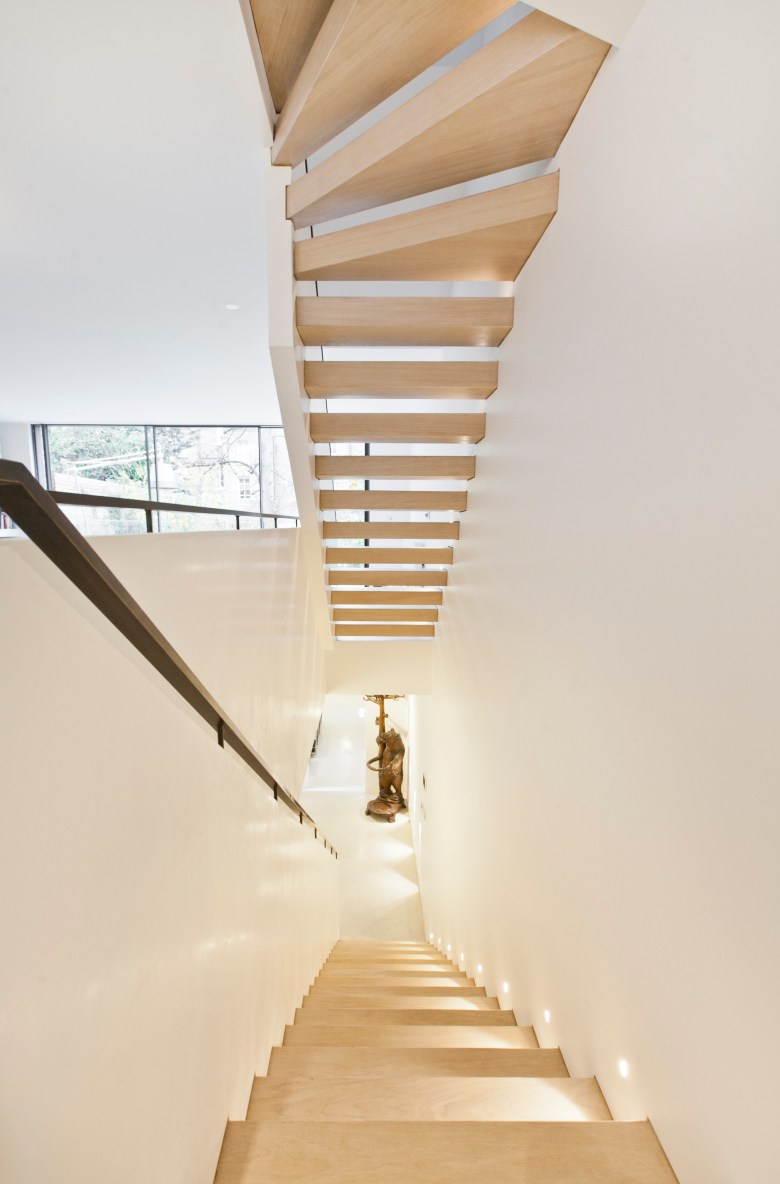 hollandpark_after_16